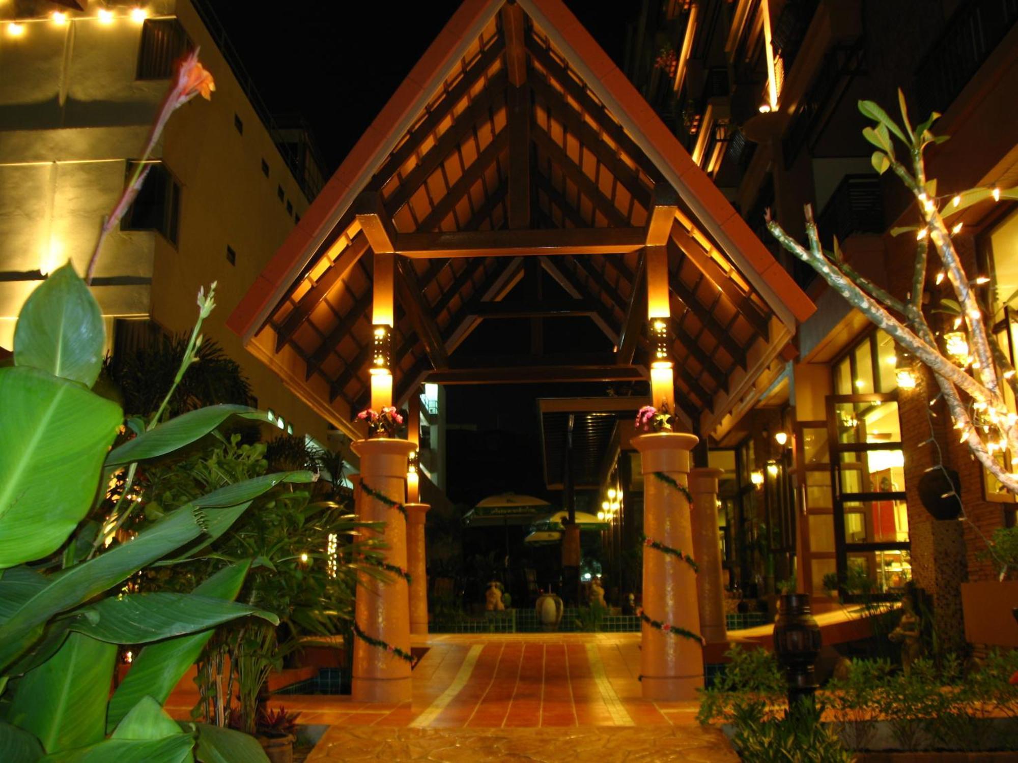 Wannara Hotel Hua Hin Exterior photo