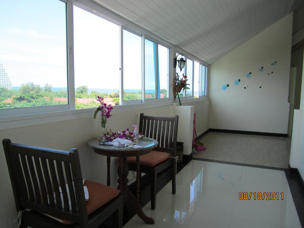 Wannara Hotel Hua Hin Exterior photo